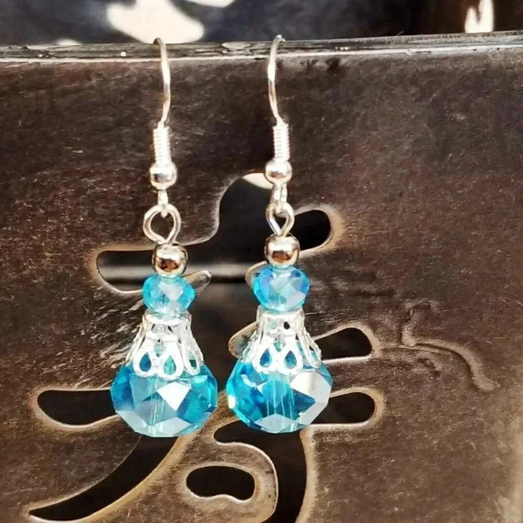 Hand Crafted Victorian Aqua Blue Crystal Silver Filigree Basket Earrings - Picture 1 of 7